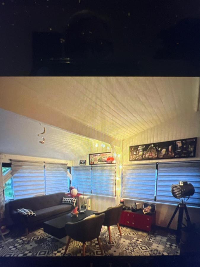 Lily'S Rooms Mulsanne Екстериор снимка